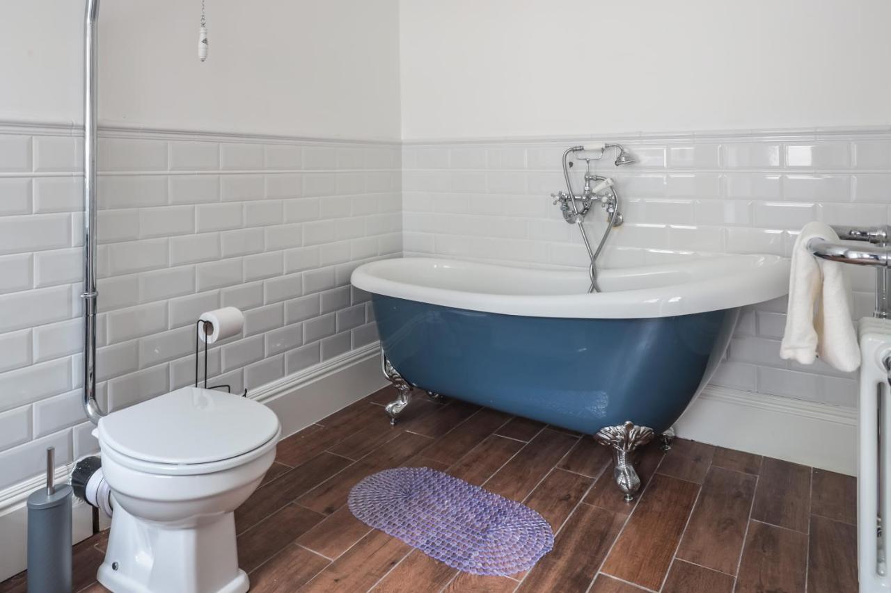Spacious 4 Bed House In Birmingham, Suitable For Contractors Exterior foto