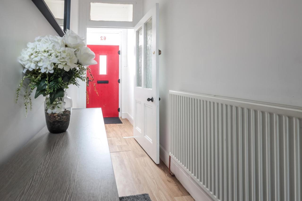 Spacious 4 Bed House In Birmingham, Suitable For Contractors Exterior foto